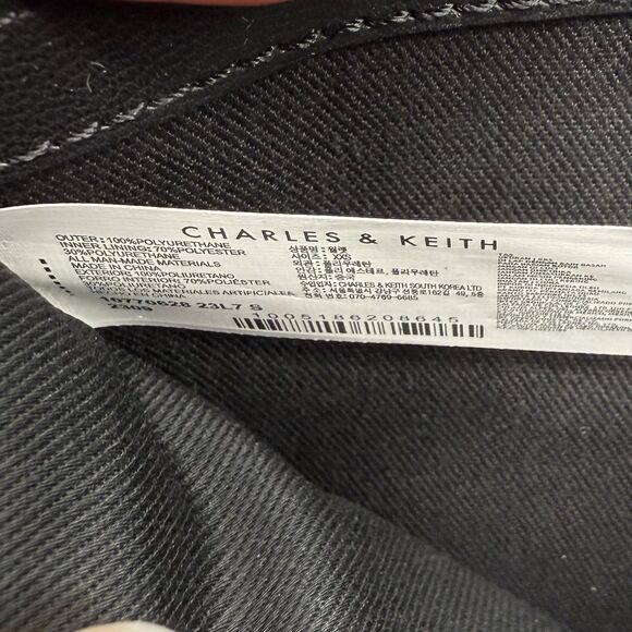 New Charles & Keith Midori Geometric Top Zip Wallet Noir Black Minimalist Preppy - Picture 10 of 15